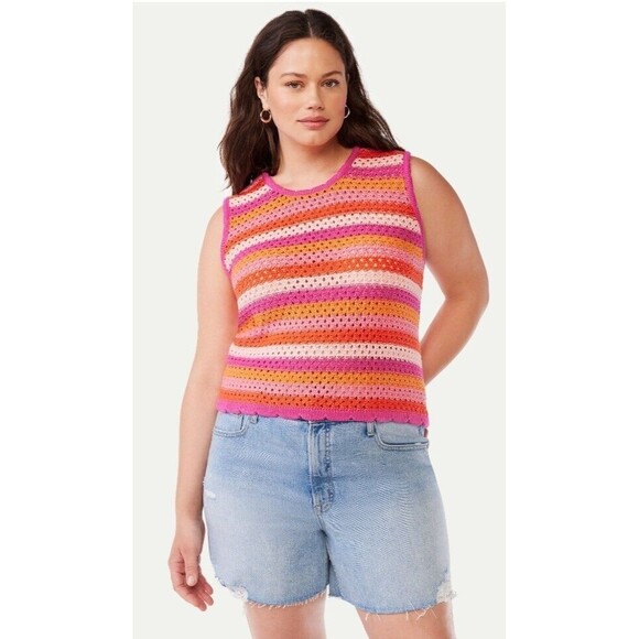Assembly Tops - Free Assembly crochet top medium